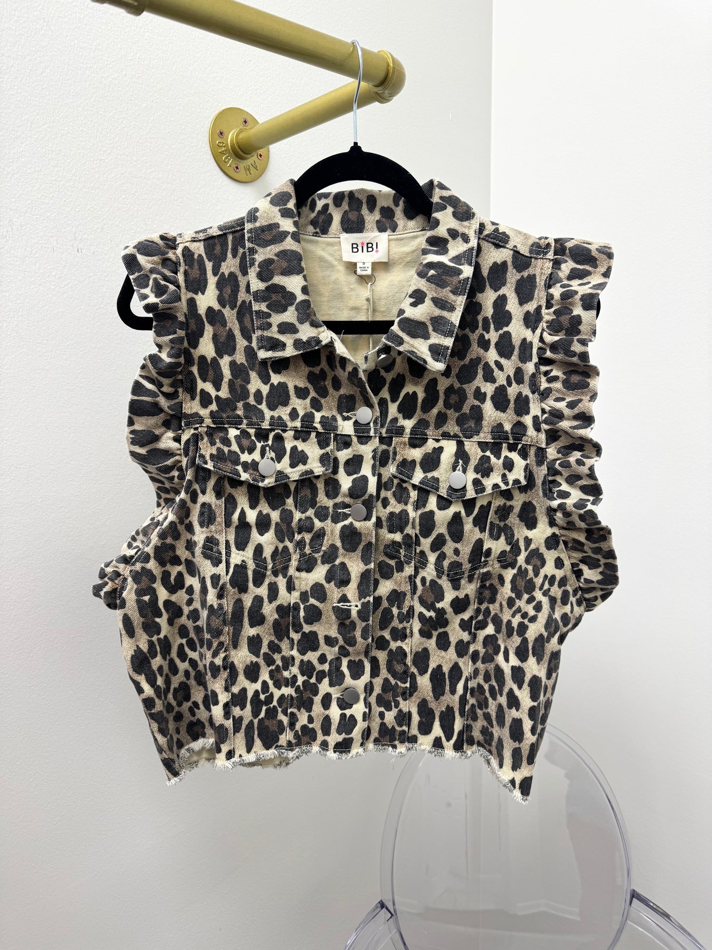 Ruffled Leopard Vest