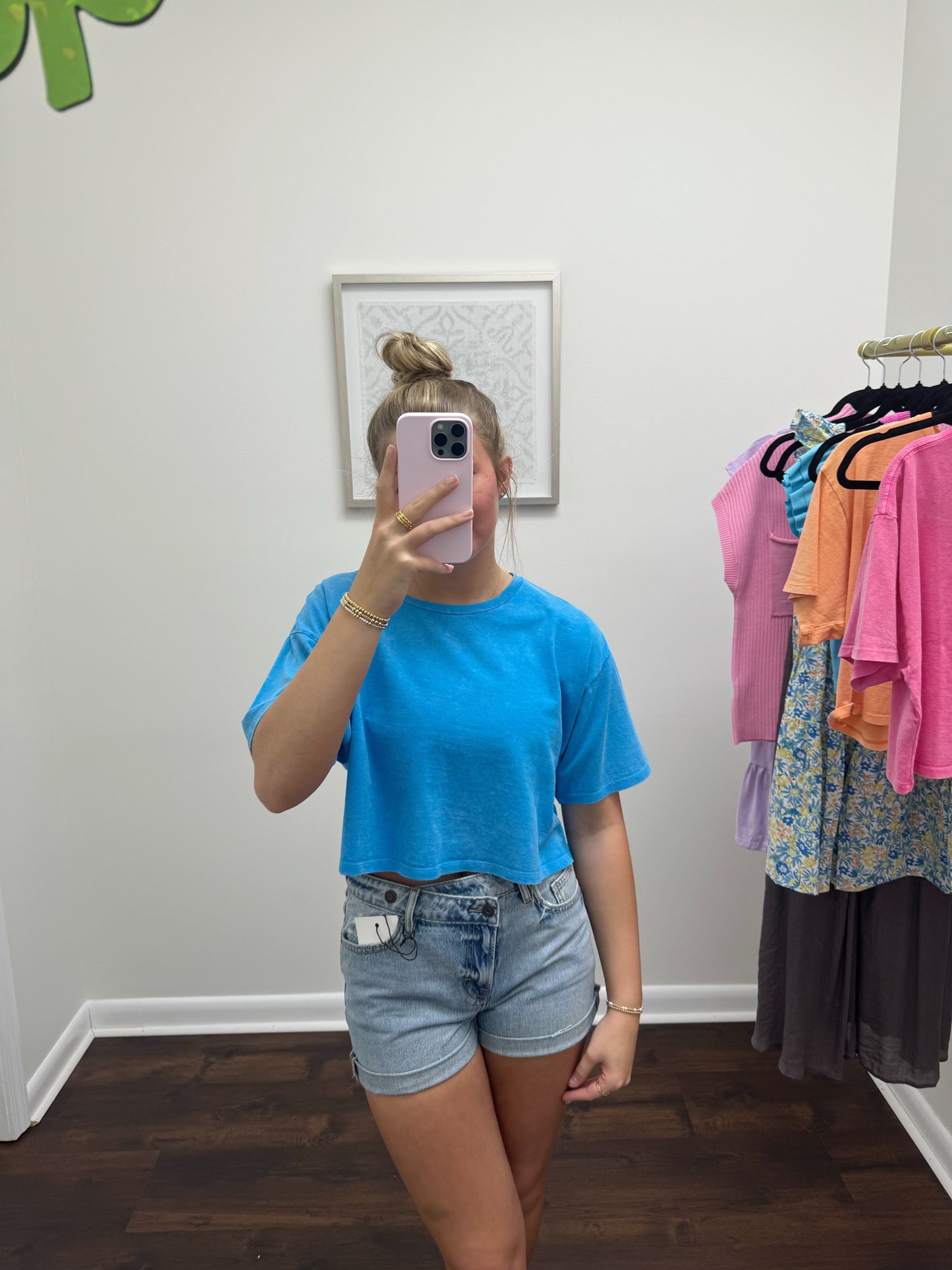 Cropped Tee