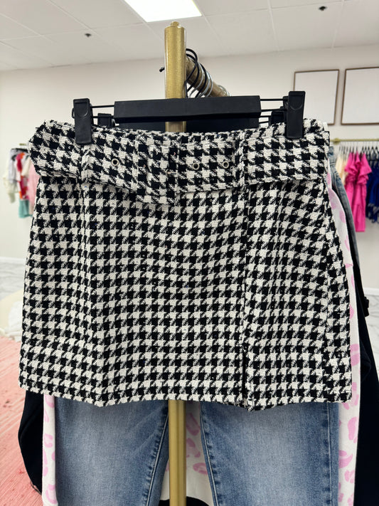 Houndstooth Mini Skirt