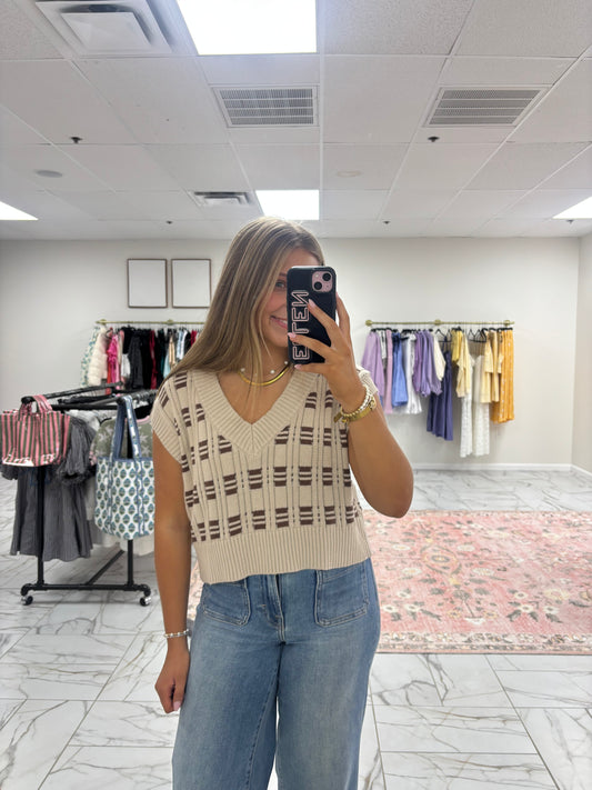 V Neck Cropped Sweater Vest