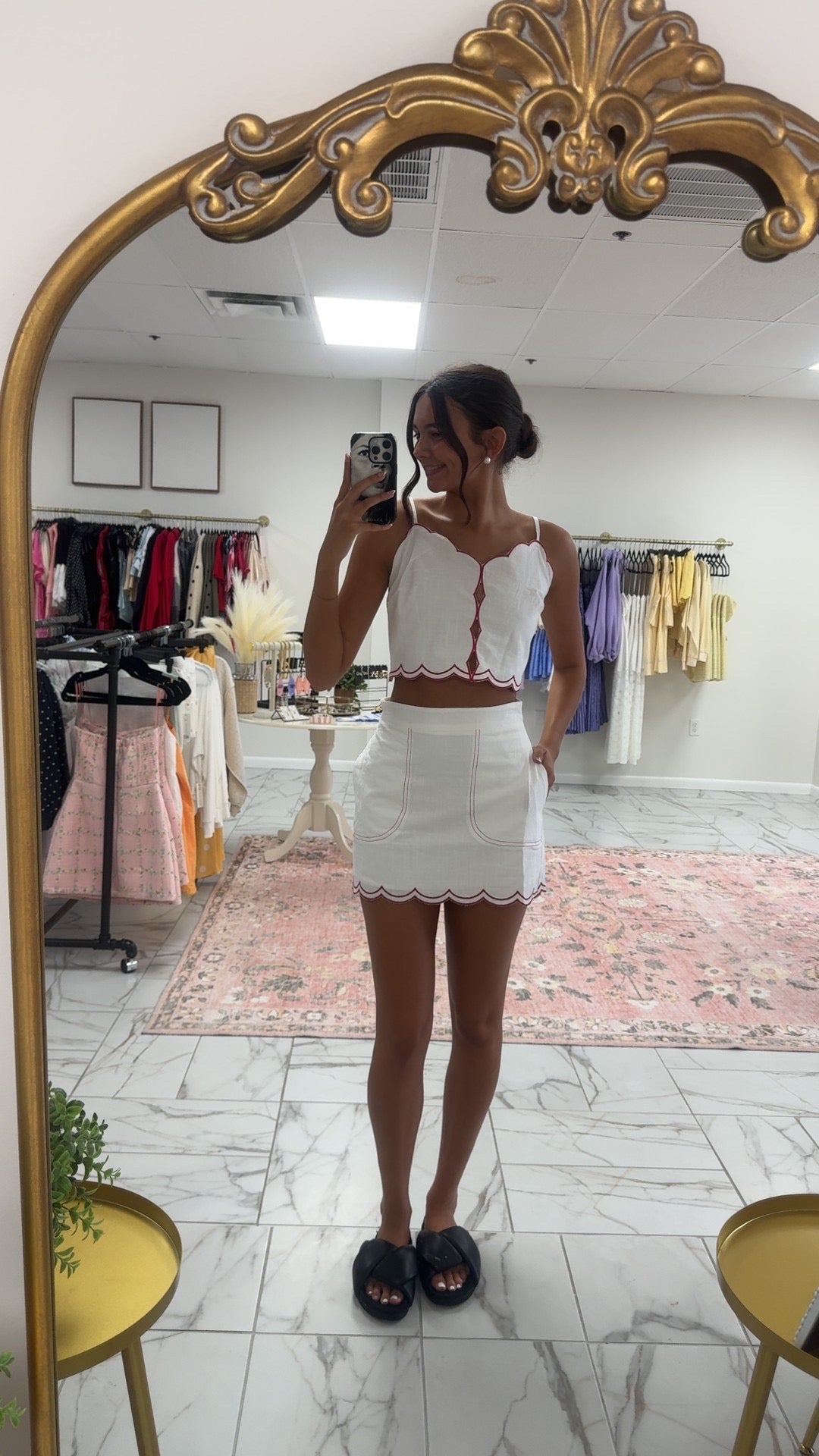 White and Red Scalloped Set