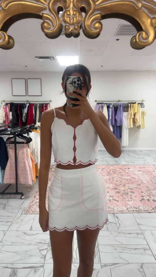 White and Red Scalloped Set